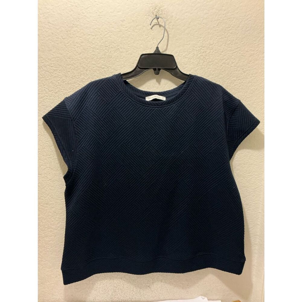 See and Be Seen navy blue Sweatshirt  Top Womens Size small Textured Quilted EUC